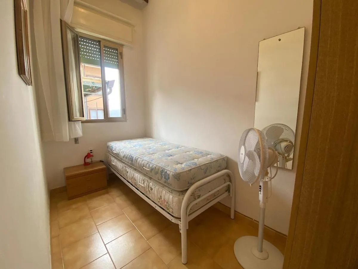 A 1 Passo Dal Mare Free Parking E Free Ombrellone A Jesolo Beach 0*, Lido di Jesolo